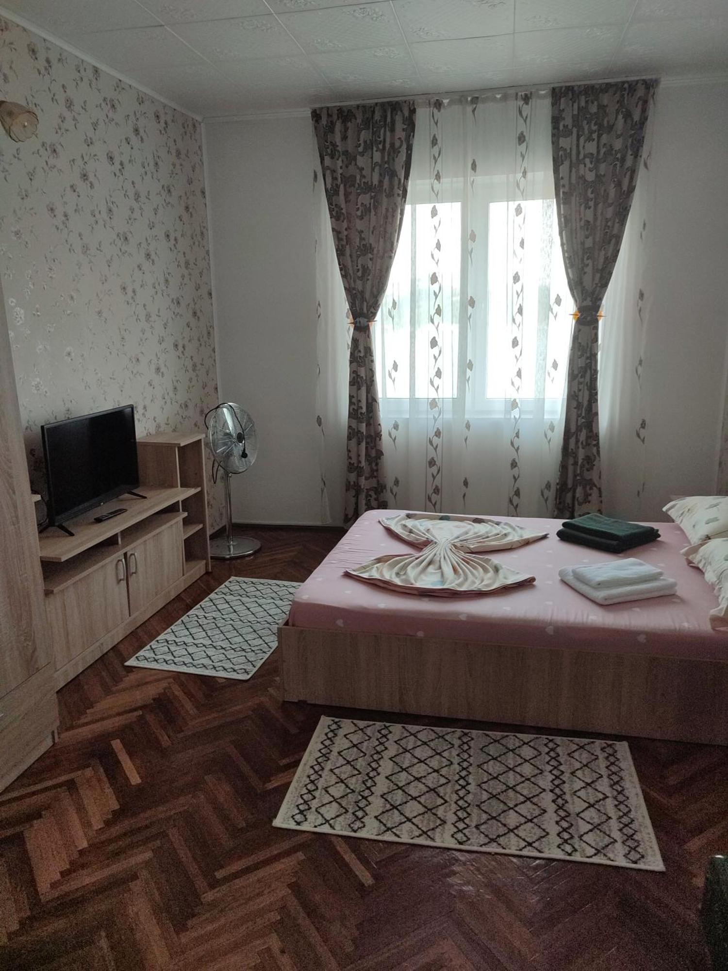Casa Rebeca Ξενοδοχείο Orşova Εξωτερικό φωτογραφία